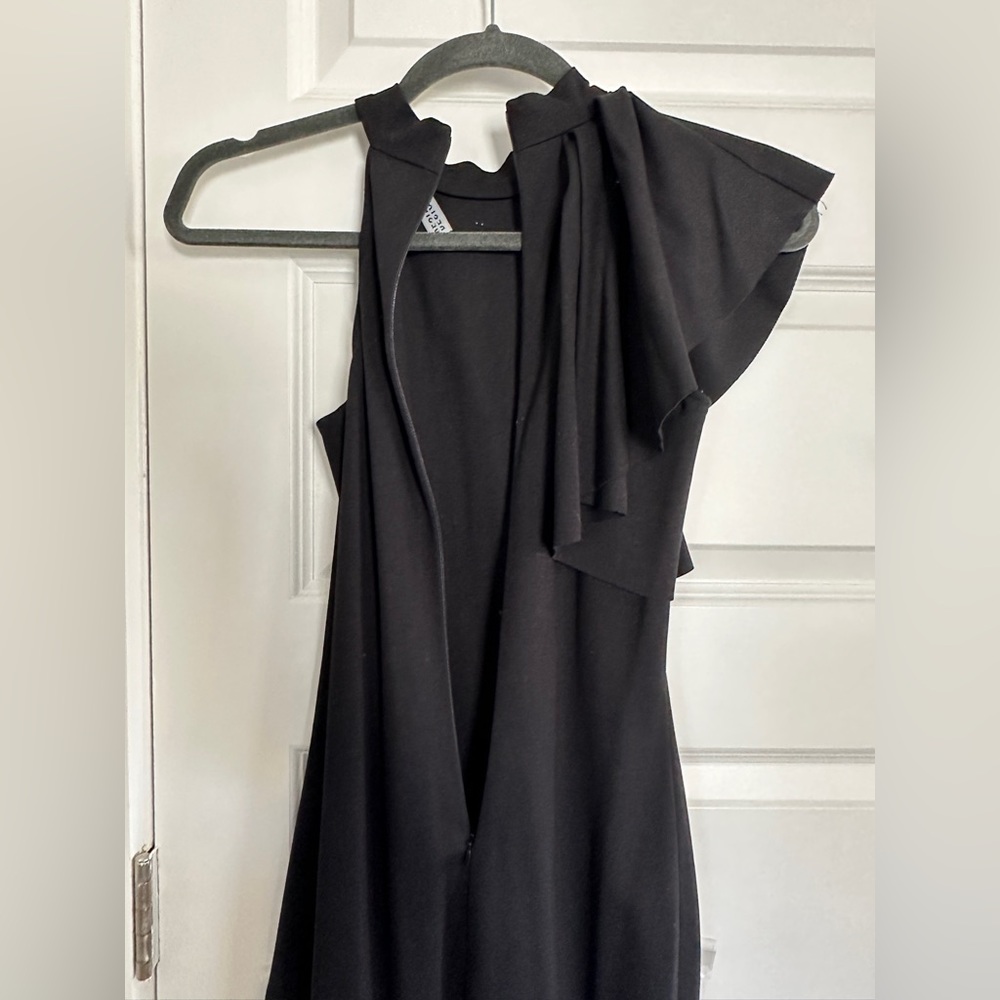 Design Lab One Shoulder Fitted Dress - Picture 9 of 10